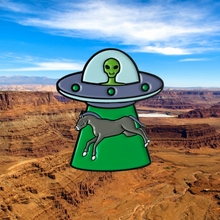 Load image into Gallery viewer, Alien Pin